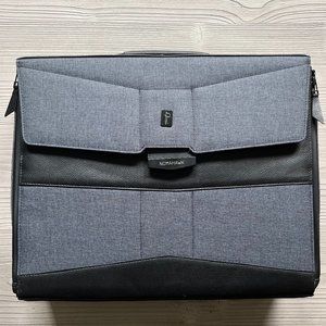 Black Workbag That Transforms Into a Work Station